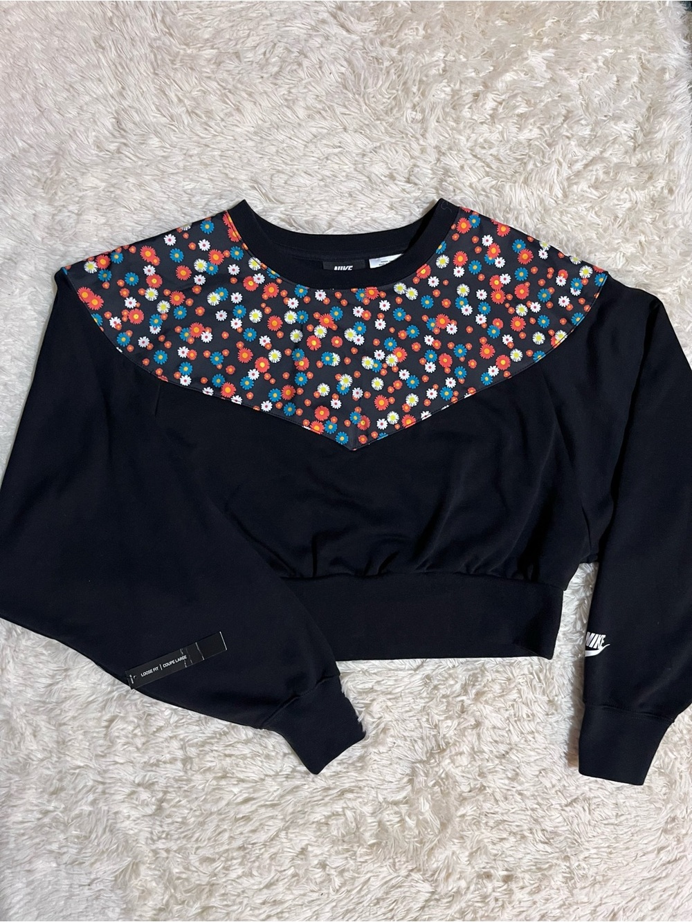 New With Tags Nike Black Cropped Sweatshirt with Multicolor Floral Yoke